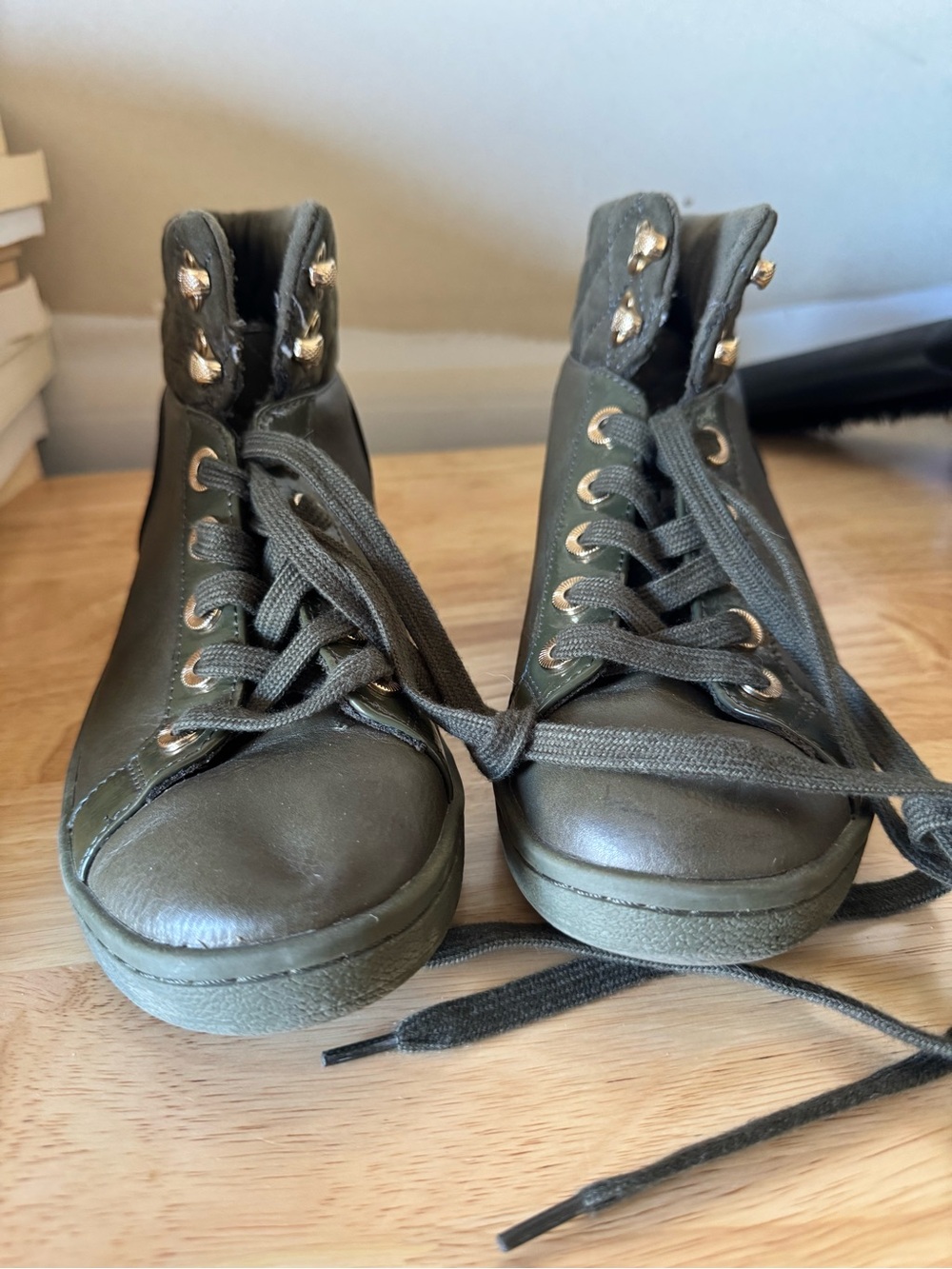 ALDO Elza Olive Green Quilted High-Top Fashion Sneakers / Boots W US 7